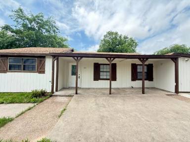 Main picture of 222 San Angelo Ave