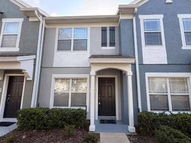 Main picture of 4430 SW 49th Ave