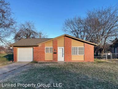 Main picture of 2005 N Utica Ave