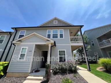 Main picture of 1007 Joiner Cir