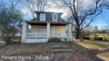 Main picture of 619 Webb Rd NE