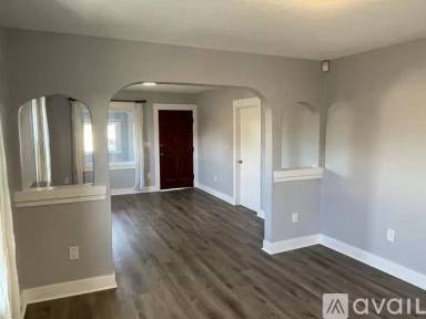 Main picture of 3477 Paxton Ave