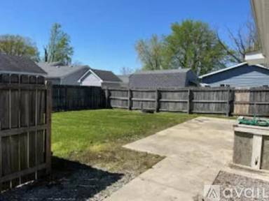 Main picture of 130 1/2 Thompson Rd