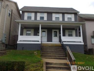 Main picture of 409 Green St