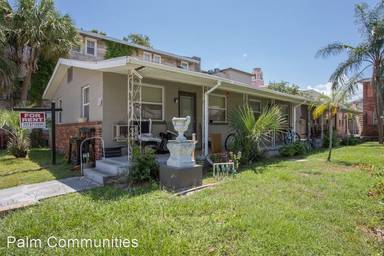 Main picture of 656 Beach Dr NE