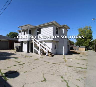 Main picture of 2412 Lincoln St