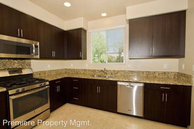 Main picture of 42910 Avenida Amistad