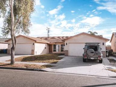 Main picture of 8656 Henderson Rd