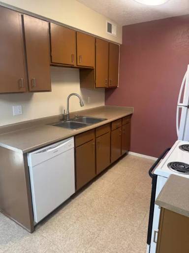 Main picture of 1326 San Pedro Dr SE