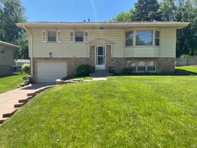 Main picture of 10529 R St
