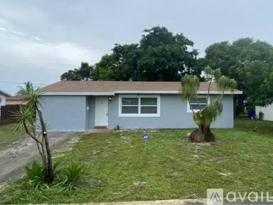 Main picture of 811 SW 12th Ct