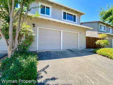 Main picture of 2641 Hidden Valley Ln