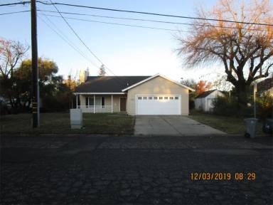 Main picture of 1720 C St