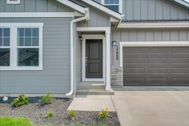 Main picture of 17060 N Quebec Ave