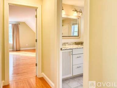 Main picture of 6 Settlers Ln