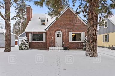 Main picture of 414 W 29th Ave