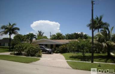 Main picture of 1105 SE 14th Ct