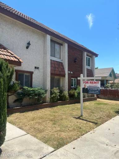 Main picture of 124 126 Marengo Ave