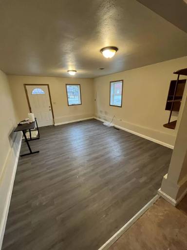 Main picture of 1120 Main Street - 23