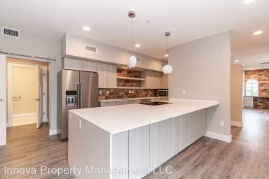 Main picture of 4645 SE 11th Pl