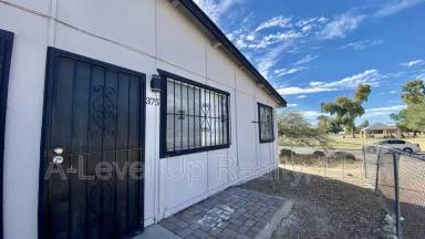 Main picture of 379 E Thoroughbred St