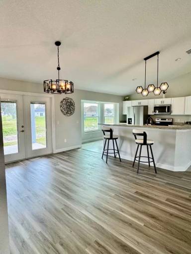 Main picture of 2711 SE 77th Ave