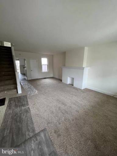 Main picture of 1033 N Lime St