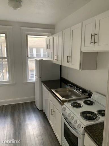 Main picture of 1630 Commonwealth Ave