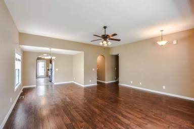 Main picture of 3627 Fox Tail Dr