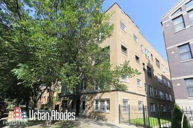Main picture of 816 W Waveland Apartments