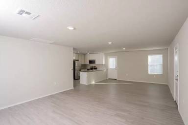 Main picture of 13115 Ashworth Blvd