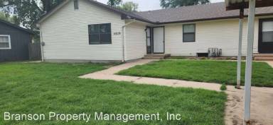 Main picture of 4809 W 11th St N