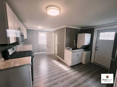 Main picture of 505 La Grave Ave SE