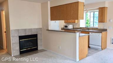 Main picture of 1255 NE 152nd St