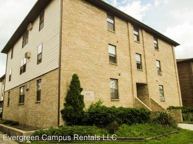 Main picture of 222 W Wood St