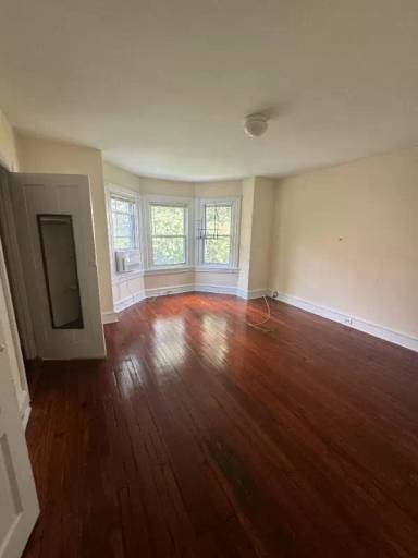 Main picture of 232 S 44th St