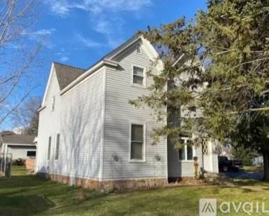 Main picture of 500 1st St NE