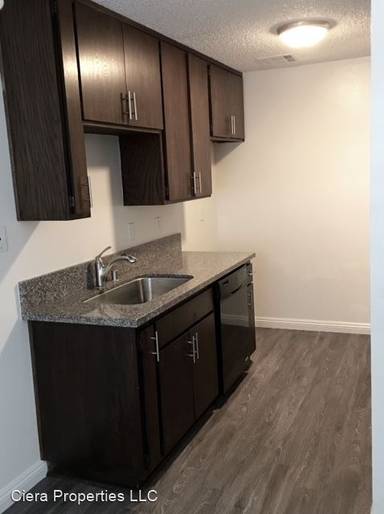 Main picture of 5036 W Avenue L8