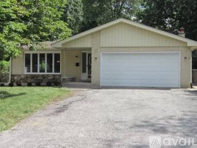 Main picture of 1117 Ogden Ave