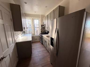 Main picture of 3361 Fenton Ave