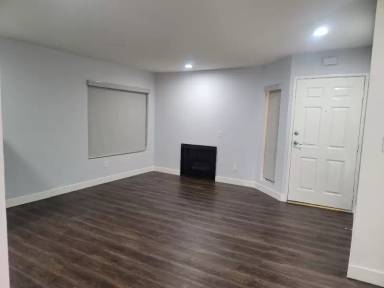 Main picture of 5623 Carlton Way
