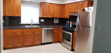 Main picture of 2327 Benson St