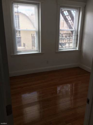 Main picture of 151 Park Dr