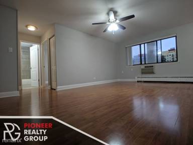 Main picture of 5534 N Kenmore Ave