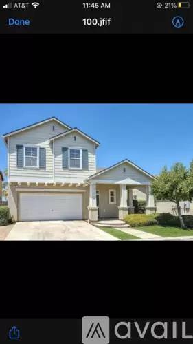 Main picture of 678 W Edinburgh Ln