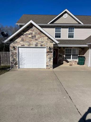 Main picture of 16095B Holy Cross Ln