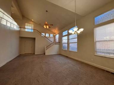 Main picture of 719 Red Jacket Dr