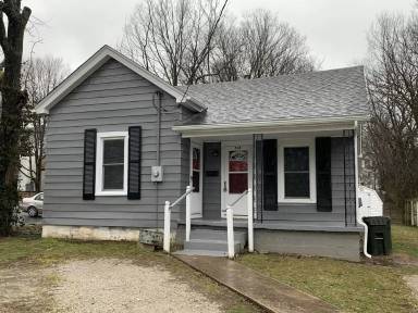 Main picture of 518 E Washington St