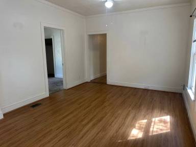 Main picture of 716 Marietta St