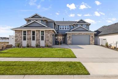 Main picture of 14267 N Goldfinch Ave